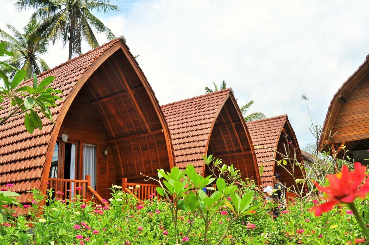 The Peace Arta Bungalow Batununggul Exterior foto