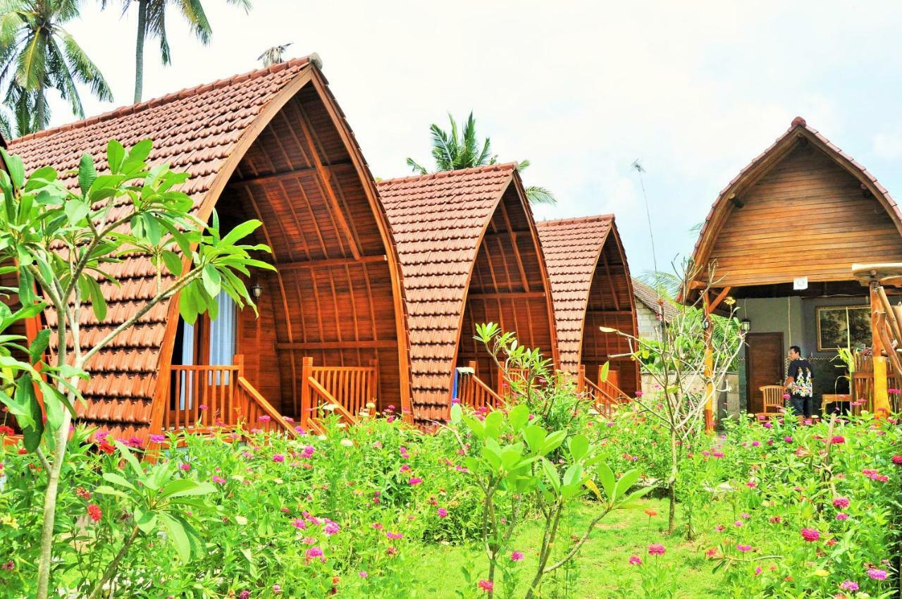 The Peace Arta Bungalow Batununggul Exterior foto