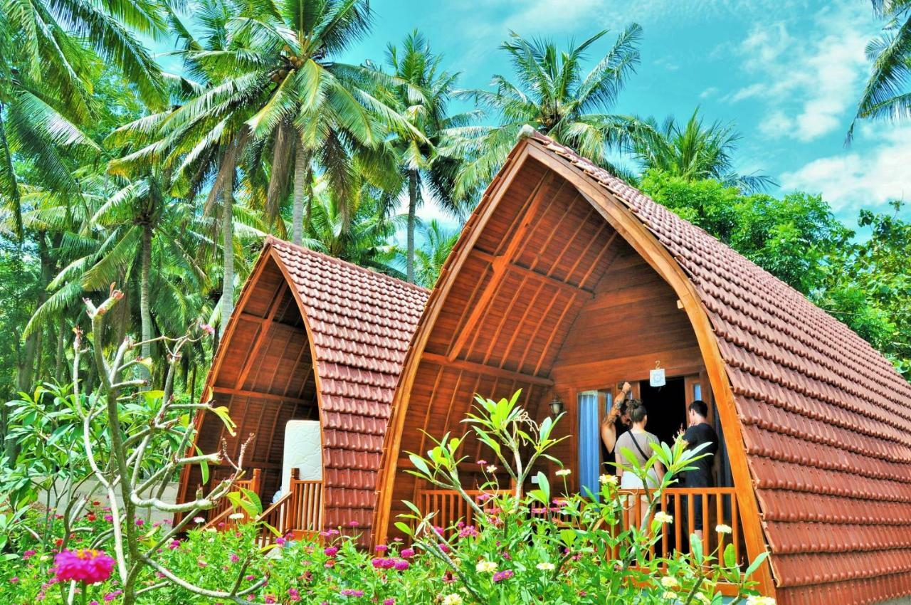 The Peace Arta Bungalow Batununggul Exterior foto